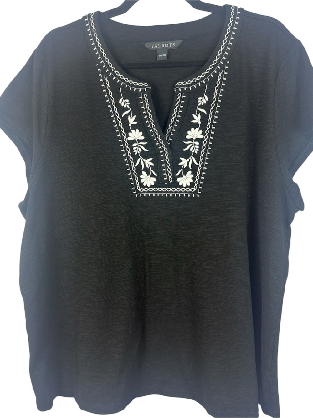Talbots XXL Cotton Blend Black Floral Embroidered Split-Neck Short Sleeve Top